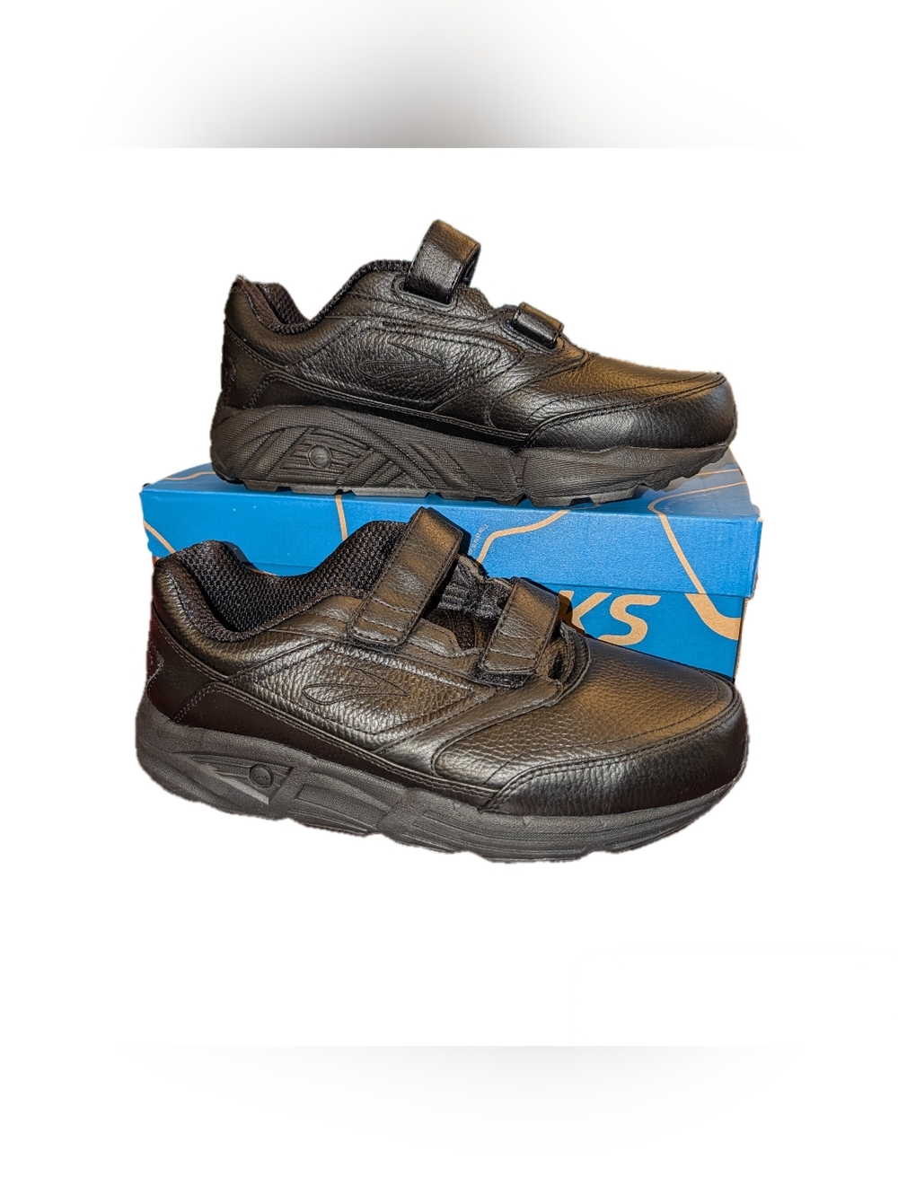 New Brooks Addiction Walker V-Strap Sneakers, Size 10 Wide, Black
